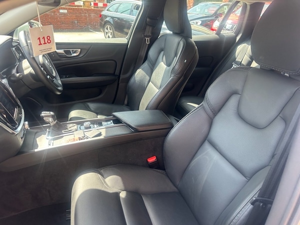 Used Volvo V60 Cross Country 2019 for sale - 74714724: Photo 17