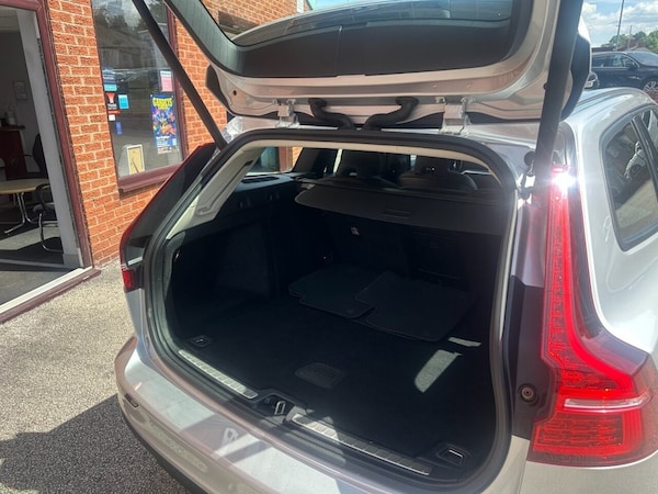 Used Volvo V60 Cross Country 2019 for sale - 74714724: Photo 27