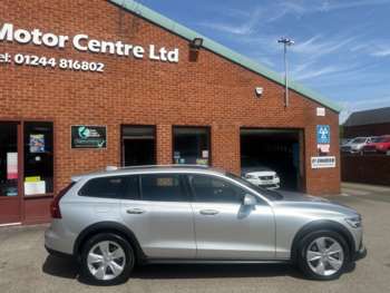 Used Volvo V60 Cross Country 2019 for sale - 74714724: Photo
