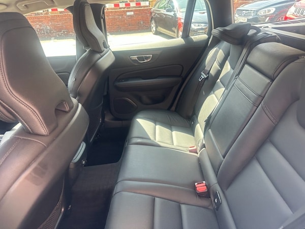 Used Volvo V60 Cross Country 2019 for sale - 74714724: Photo 7