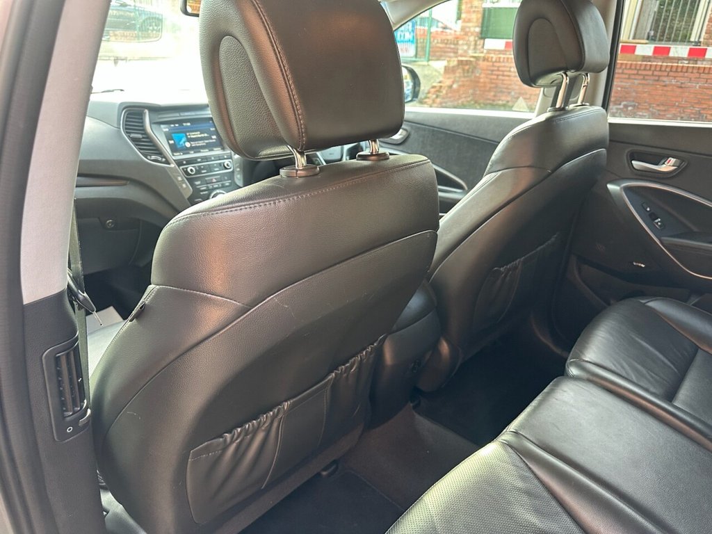 Used Hyundai Santa Fe 2016 for sale - 76406918: Photo 16