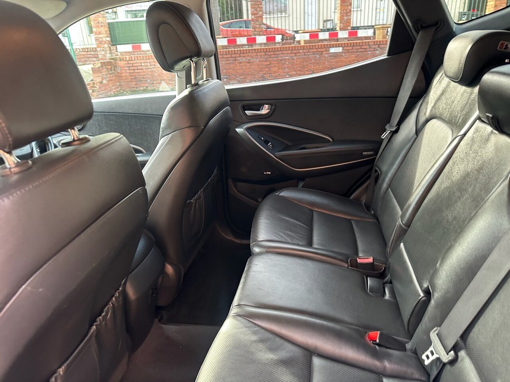 Used Hyundai Santa Fe 2016 for sale - 76406918: Photo 17