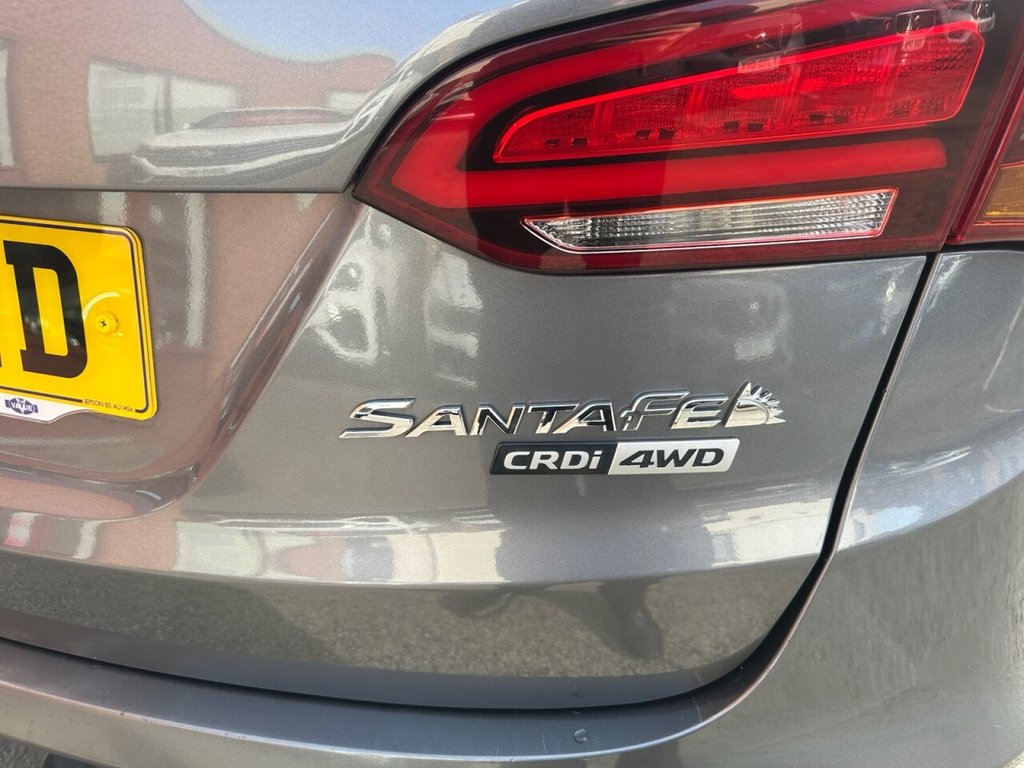 Used Hyundai Santa Fe 2016 for sale - 76406918: Photo 24