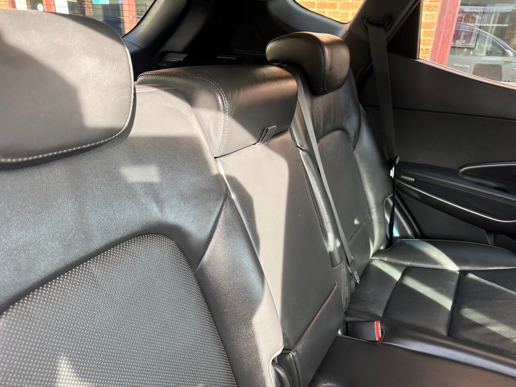 Used Hyundai Santa Fe 2016 for sale - 76406918: Photo 27