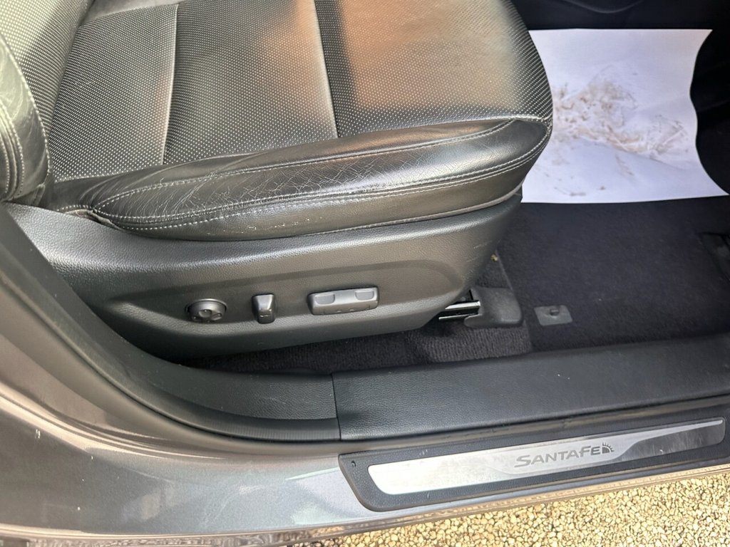 Used Hyundai Santa Fe 2016 for sale - 76406918: Photo 31