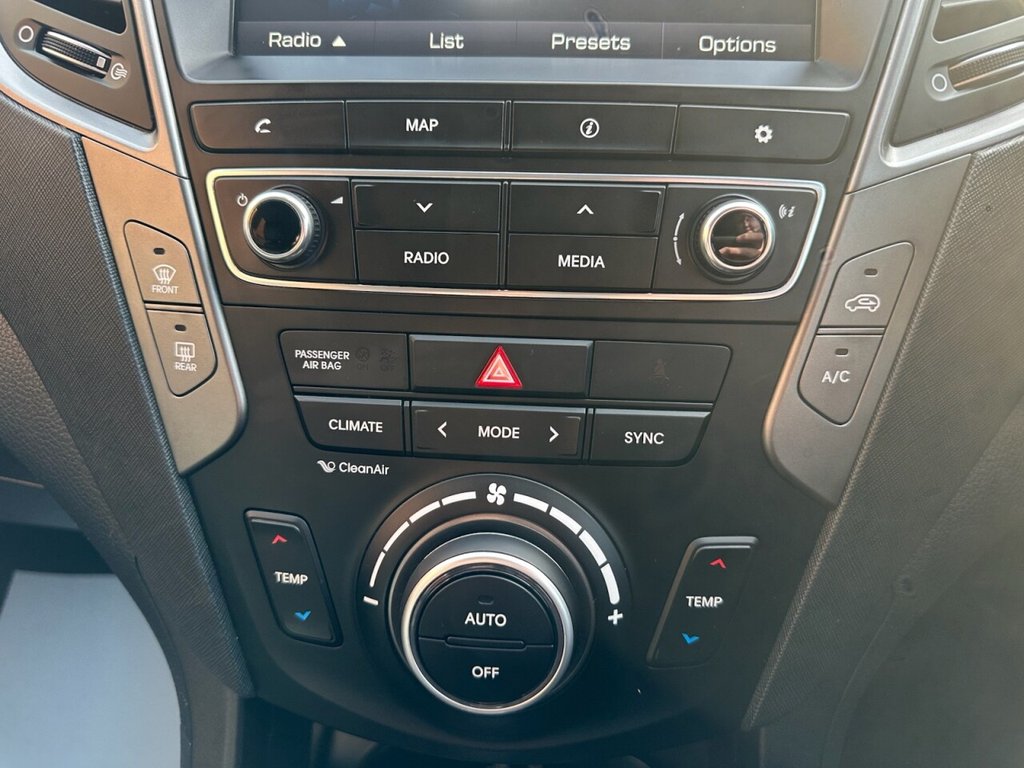 Used Hyundai Santa Fe 2016 for sale - 76406918: Photo 40