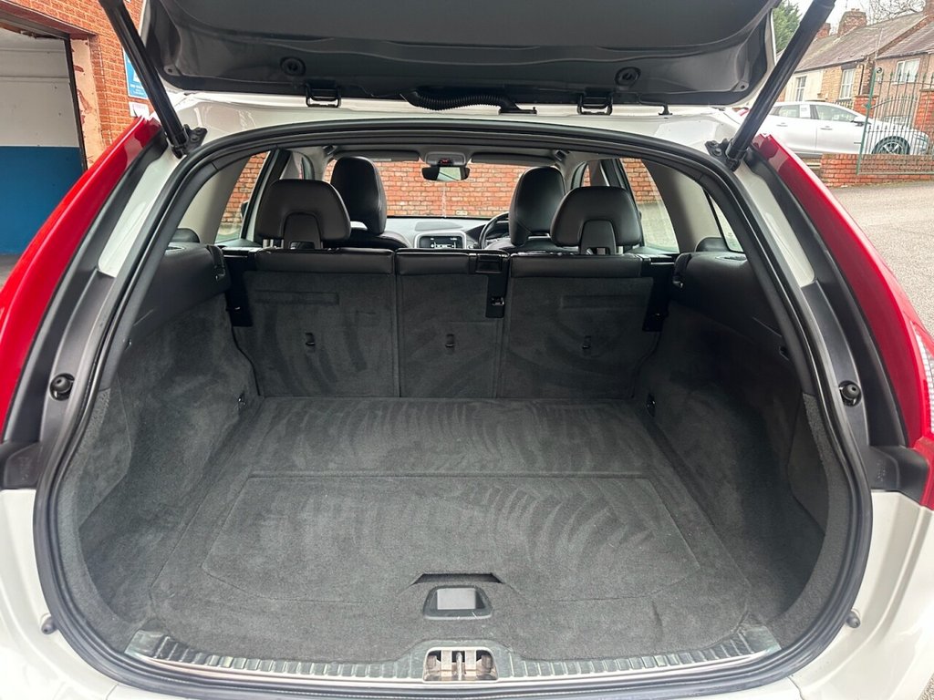 Used Volvo XC60 2015 for sale - 77642154: Photo 20