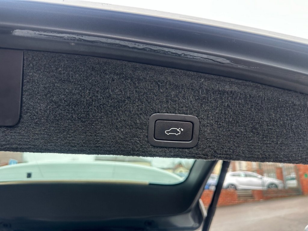 Used Volvo XC60 2015 for sale - 77642154: Photo 23