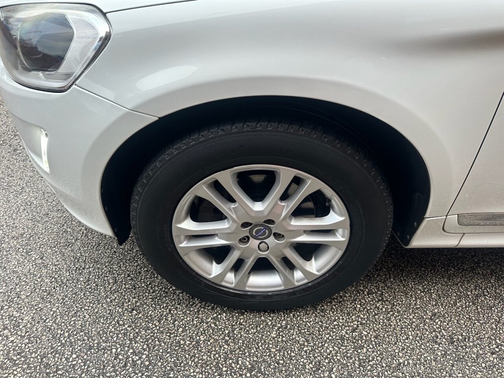 Used Volvo XC60 2015 for sale - 77642154: Photo 26