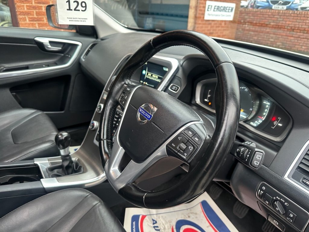 Used Volvo XC60 2015 for sale - 77642154: Photo 5