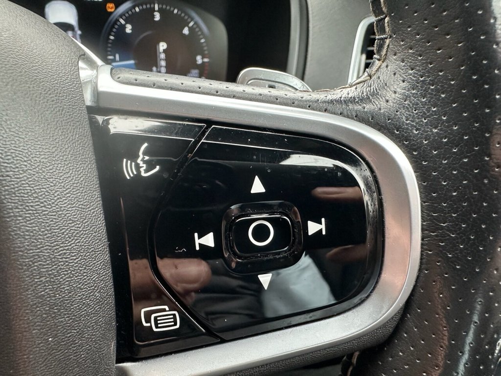 Used Volvo XC90 2018 for sale - 77978936: Photo 45