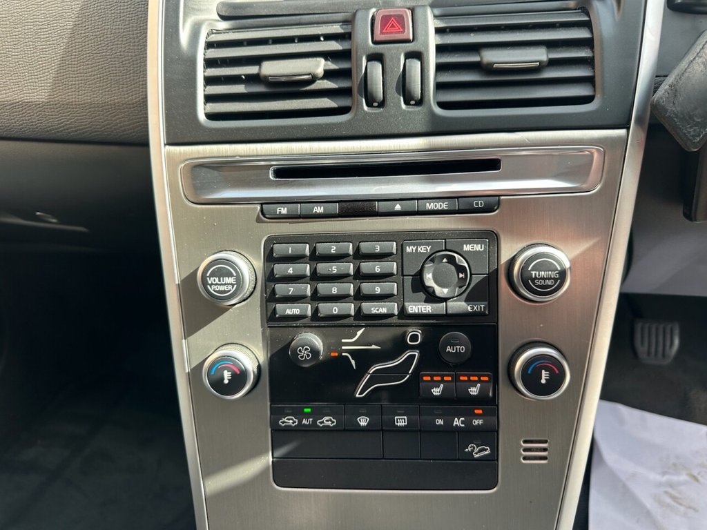 Used Volvo XC60 2009 for sale - 78096023: Photo 10
