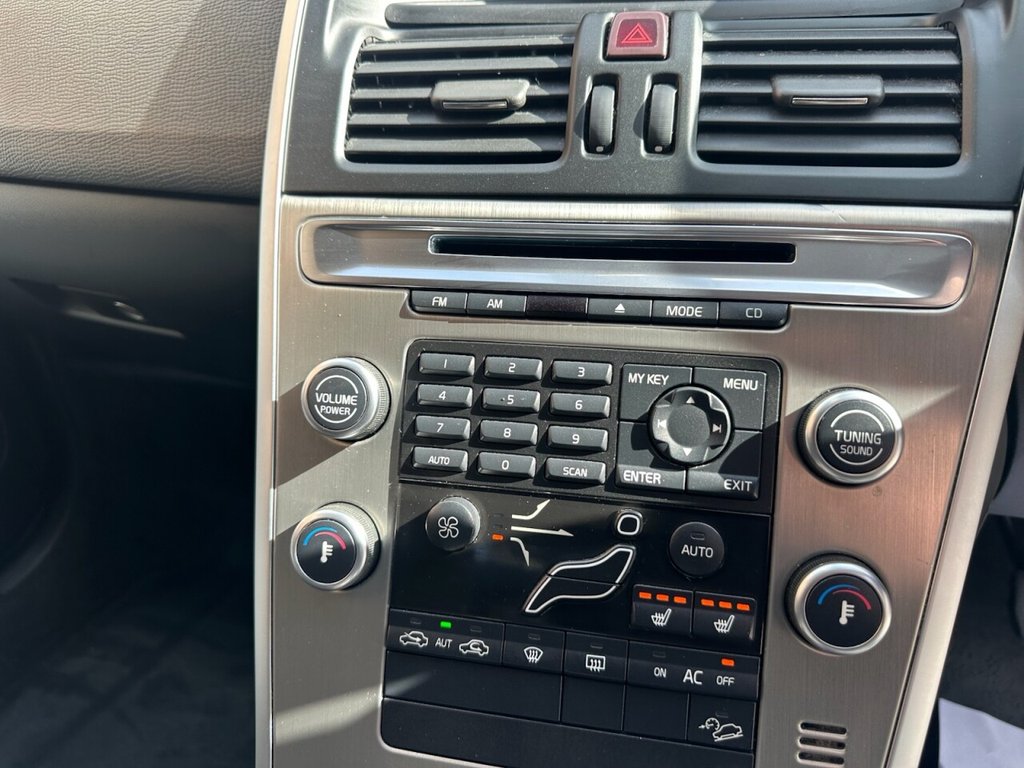 Used Volvo XC60 2009 for sale - 78096023: Photo 11