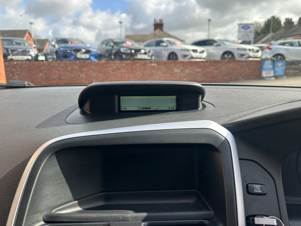 Used Volvo XC60 2009 for sale - 78096023: Photo 12