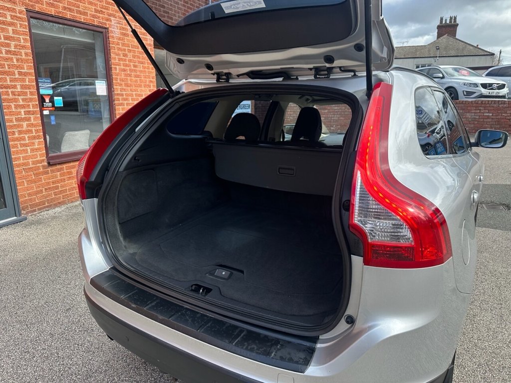 Used Volvo XC60 2009 for sale - 78096023: Photo 27