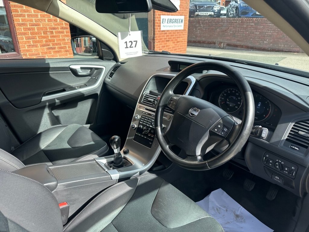 Used Volvo XC60 2009 for sale - 78096023: Photo 5