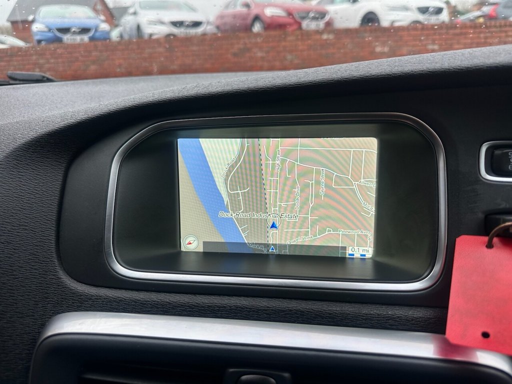 Used Volvo V40 Cross Country 2015 for sale - 76999125: Photo 11