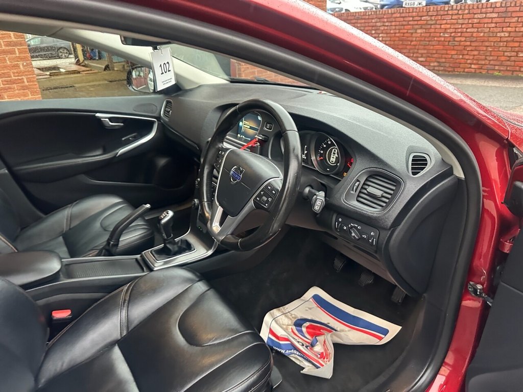 Used Volvo V40 Cross Country 2015 for sale - 76999125: Photo 16