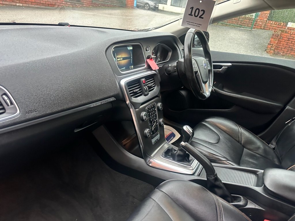 Used Volvo V40 Cross Country 2015 for sale - 76999125: Photo 19