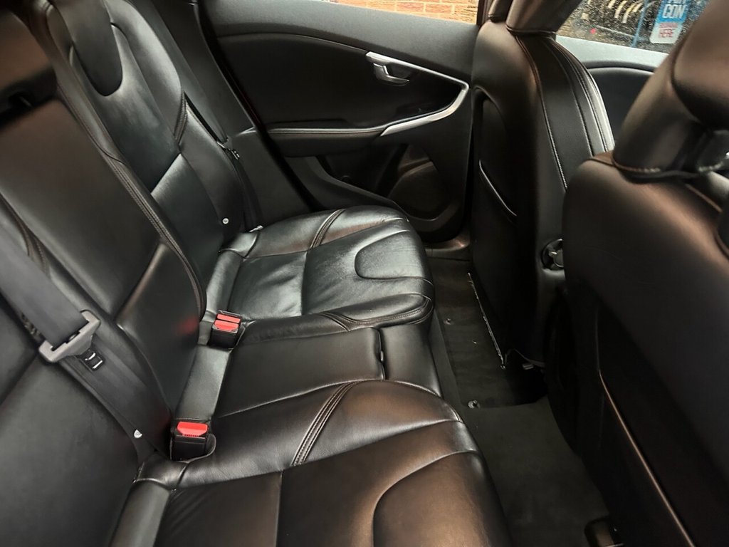 Used Volvo V40 Cross Country 2015 for sale - 76999125: Photo 22