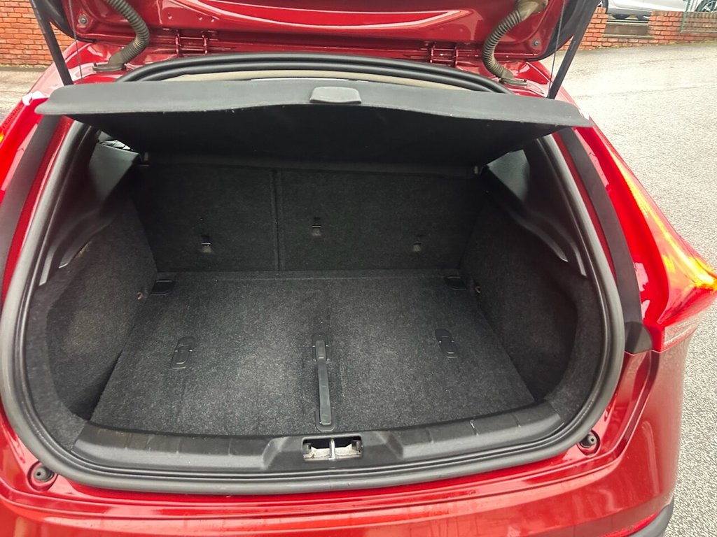 Used Volvo V40 Cross Country 2015 for sale - 76999125: Photo 34