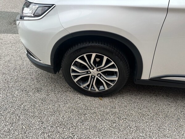 Used Mitsubishi Outlander 2019 for sale - 76261427: Photo 33