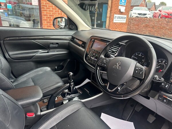 Used Mitsubishi Outlander 2019 for sale - 76261427: Photo 5