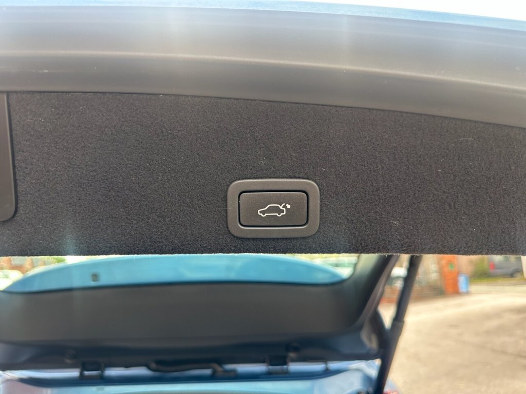 Used Volvo XC60 2016 for sale - 76203343: Photo 33