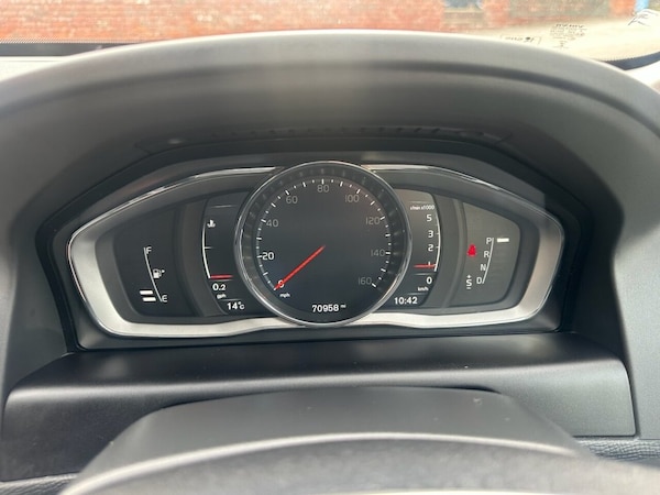 Used Volvo XC60 2016 for sale - 76203343: Photo 9