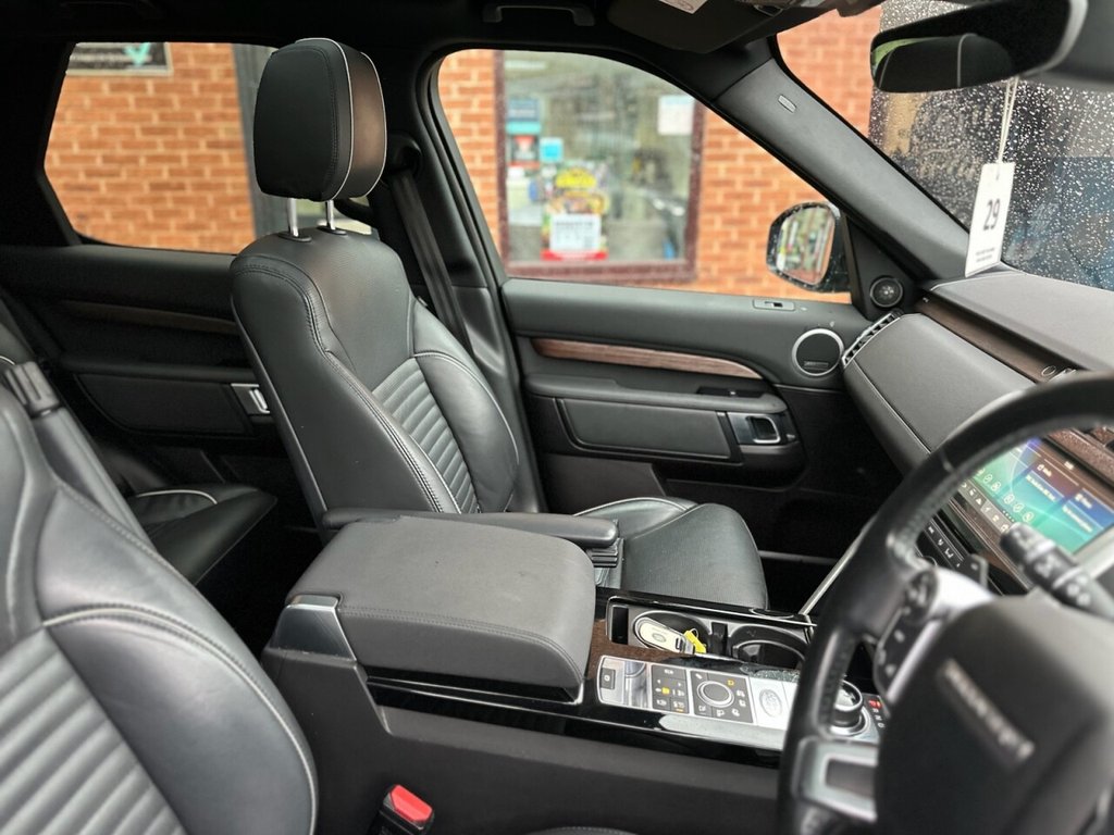 Used Land Rover Discovery 2018 for sale - 77681080: Photo 15