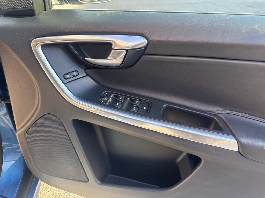 Used Volvo XC60 2016 for sale - 76080508: Photo 31