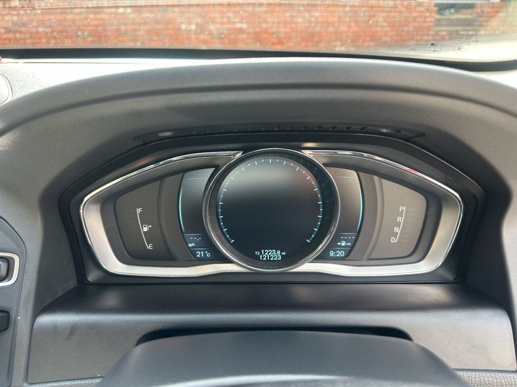 Used Volvo XC60 2014 for sale - 76132070: Photo 9