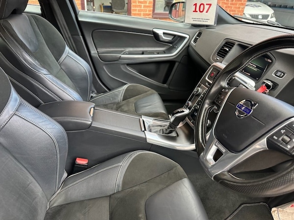 Used Volvo S60 2017 for sale - 75047554: Photo 31
