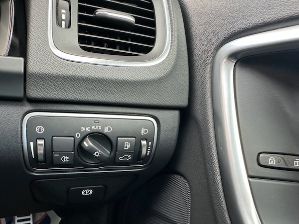 Used Volvo S60 2017 for sale - 75047554: Photo 38