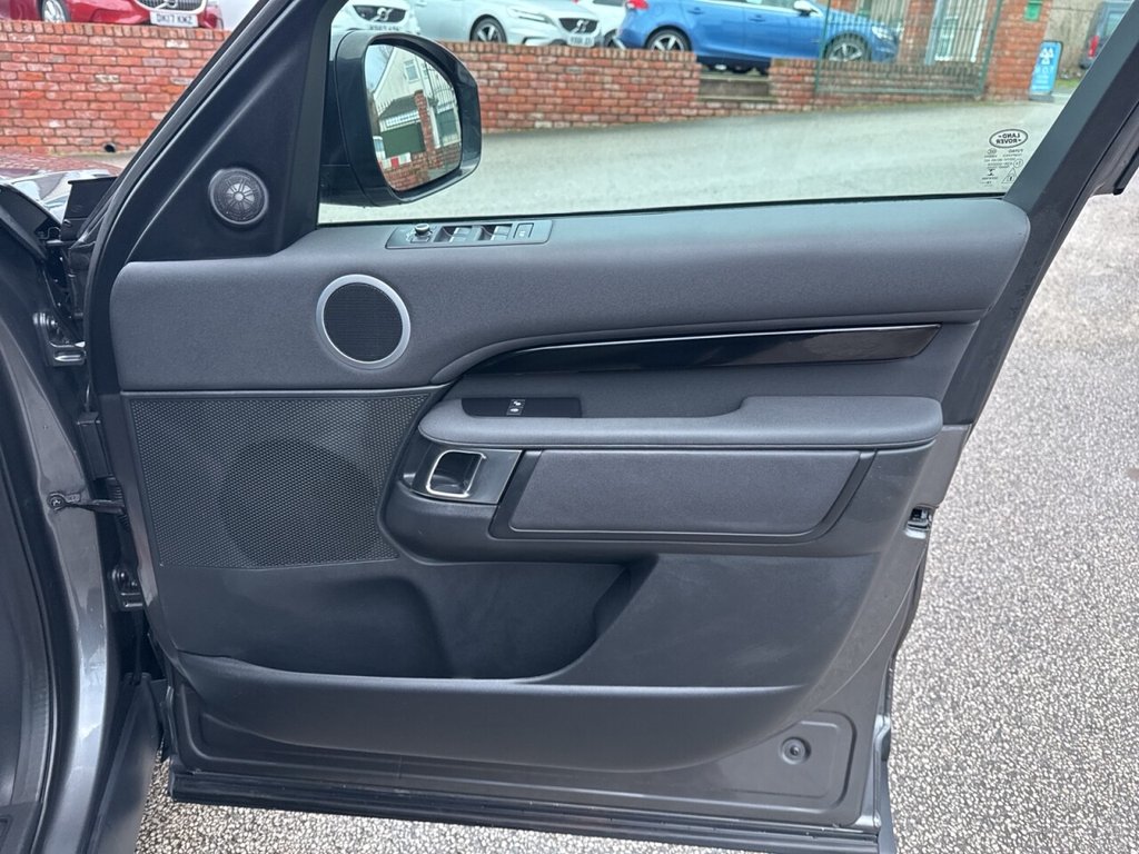 Used Land Rover Discovery 2019 for sale - 77302468: Photo 37