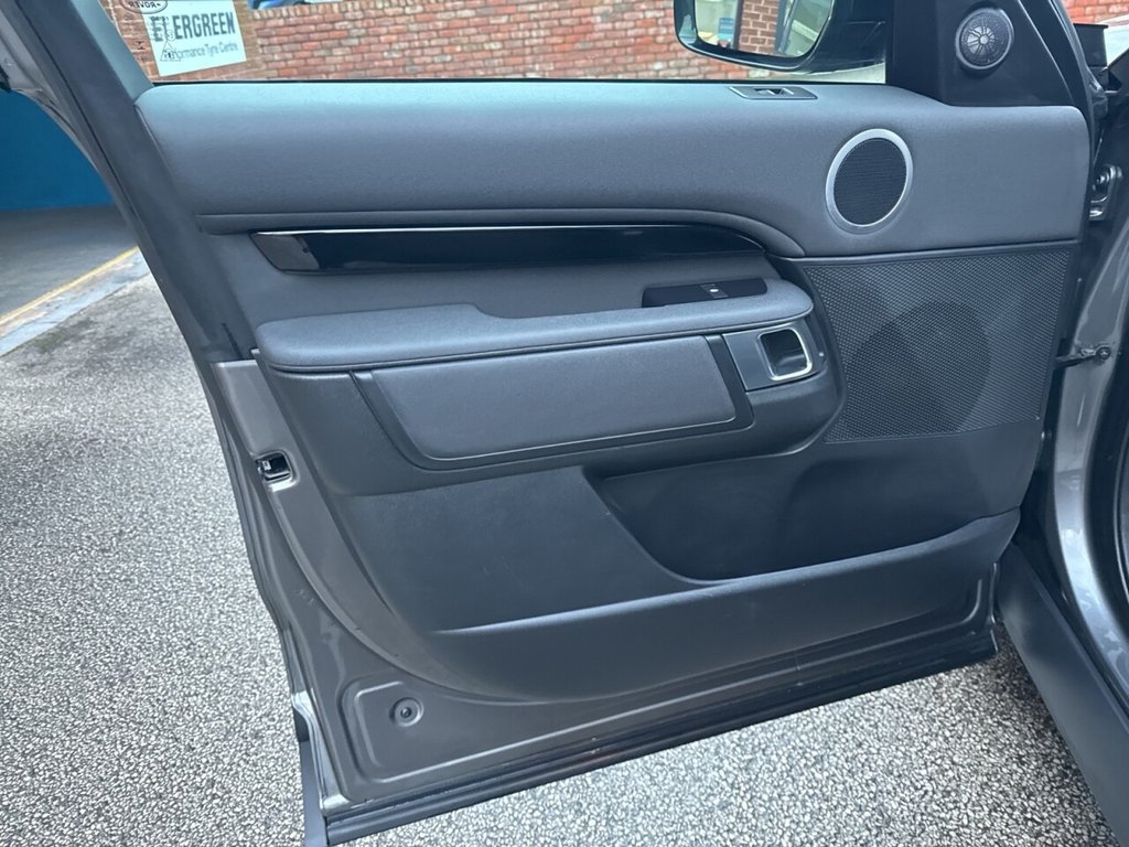 Used Land Rover Discovery 2019 for sale - 77302468: Photo 39