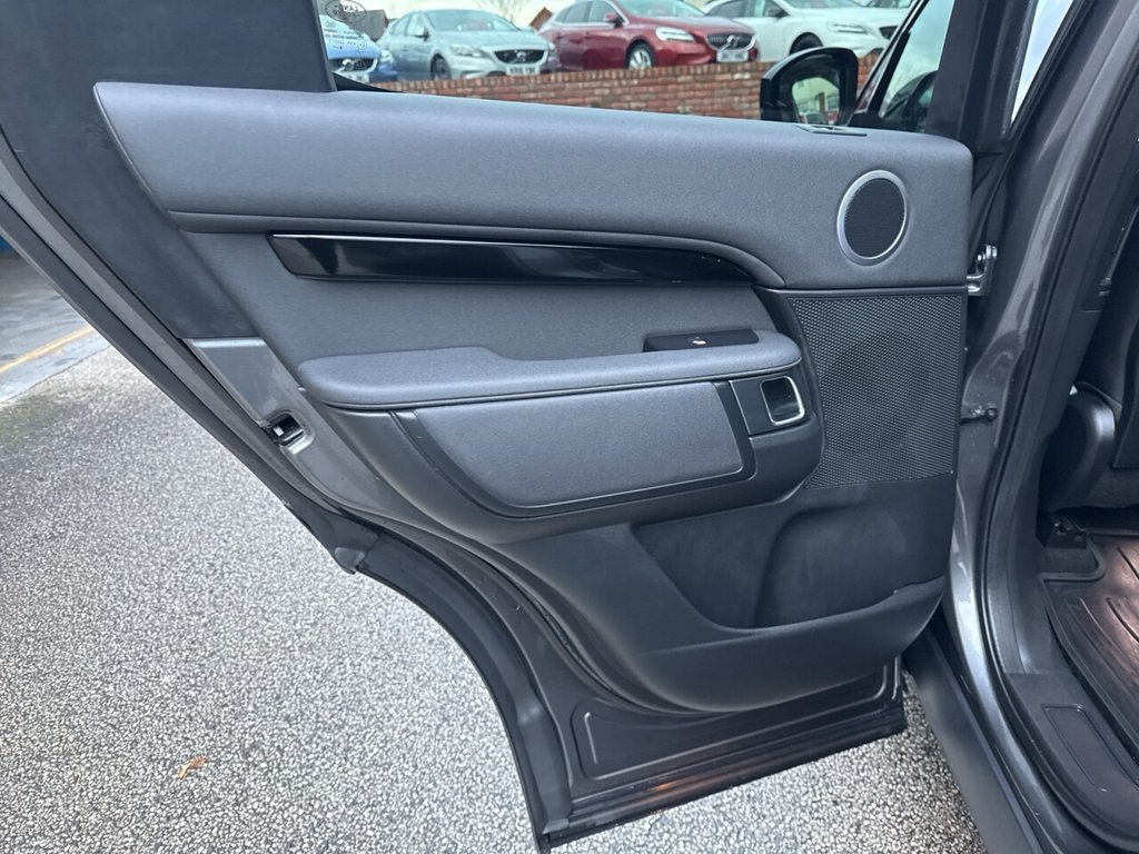 Used Land Rover Discovery 2019 for sale - 77302468: Photo 41