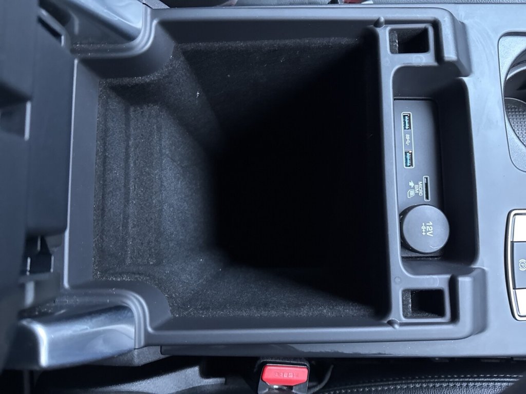 Used Land Rover Discovery 2019 for sale - 77302468: Photo 48