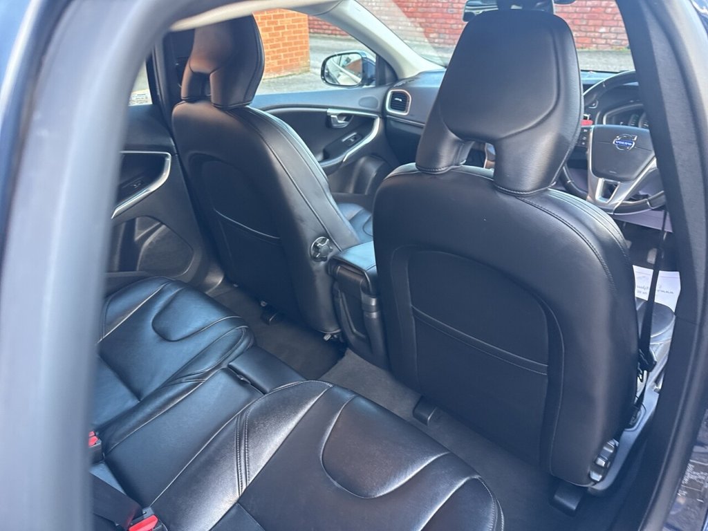 Used Volvo V40 2015 for sale - 76698895: Photo 23