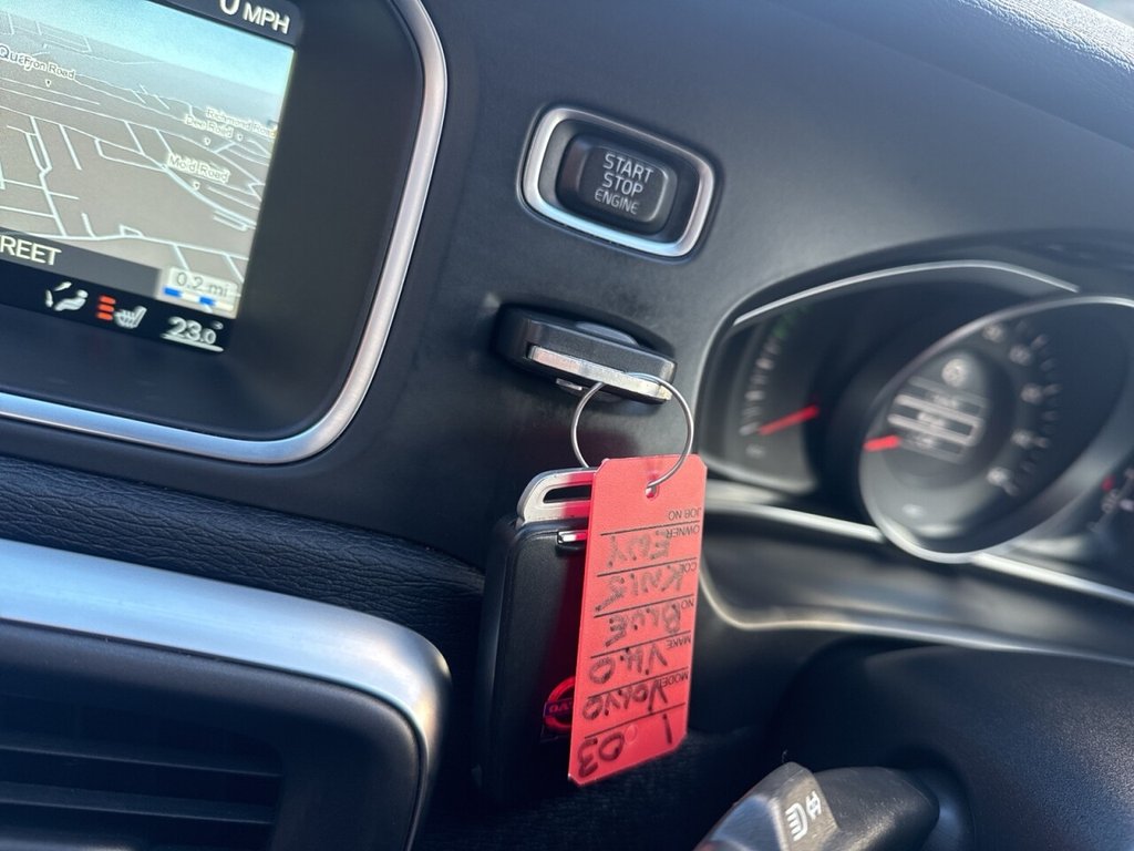 Used Volvo V40 2015 for sale - 76698895: Photo 46