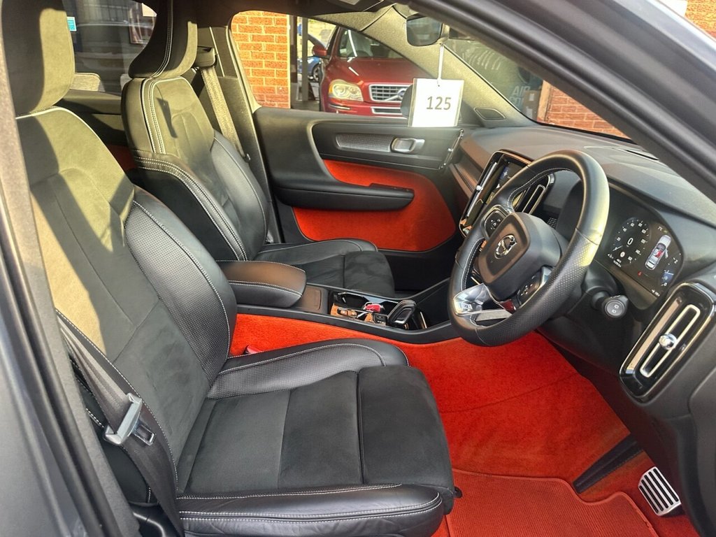 Used Volvo XC40 2018 for sale - 76883623: Photo 15