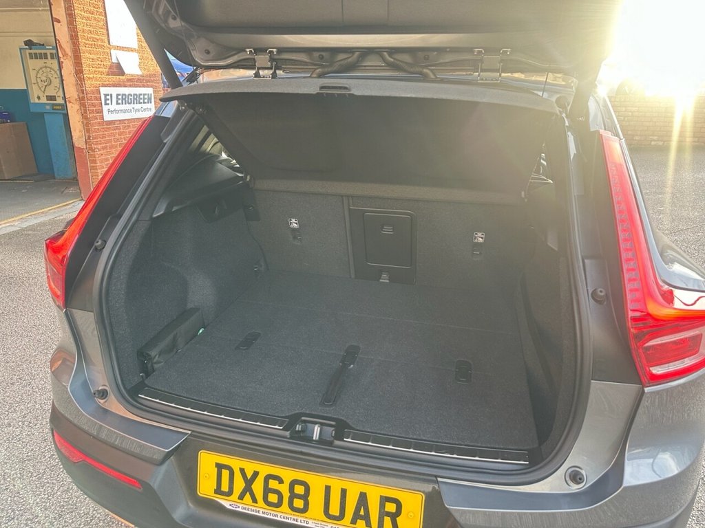 Used Volvo XC40 2018 for sale - 76883623: Photo 33