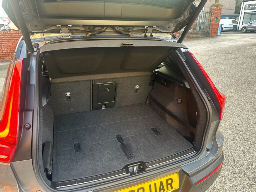 Used Volvo XC40 2018 for sale - 76883623: Photo 34