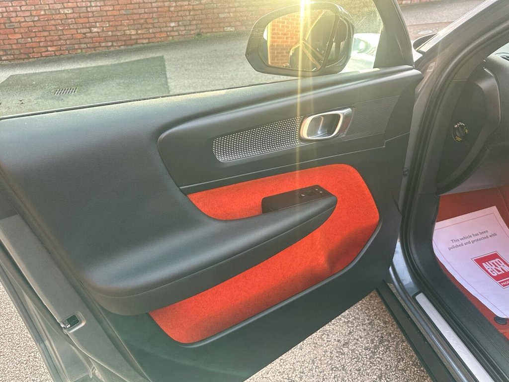 Used Volvo XC40 2018 for sale - 76883623: Photo 38