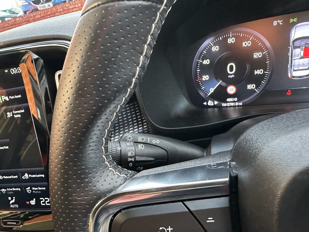 Used Volvo XC40 2018 for sale - 76883623: Photo 42