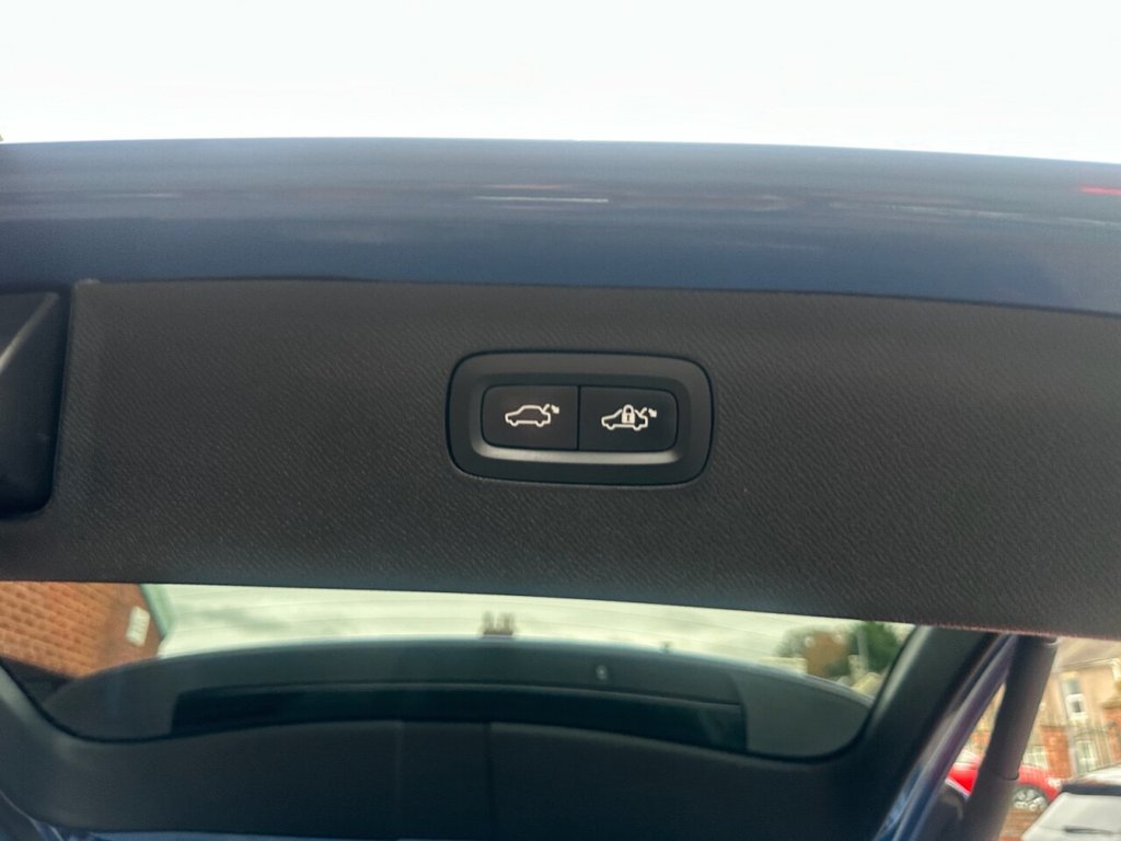 Used Volvo XC90 2018 for sale - 76434397: Photo 33