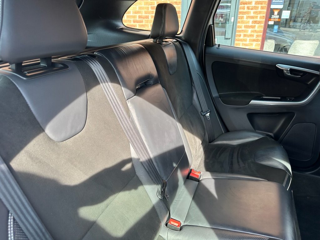 Used Volvo XC60 2017 for sale - 77959752: Photo 24