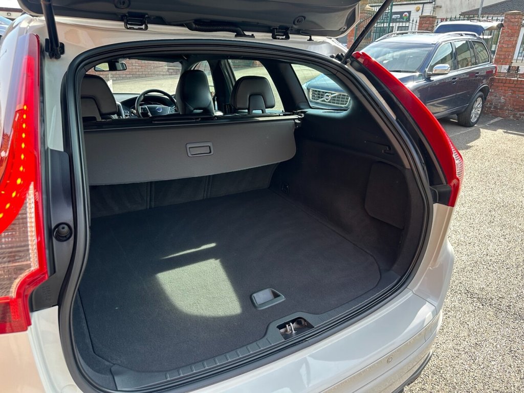 Used Volvo XC60 2017 for sale - 77959752: Photo 31