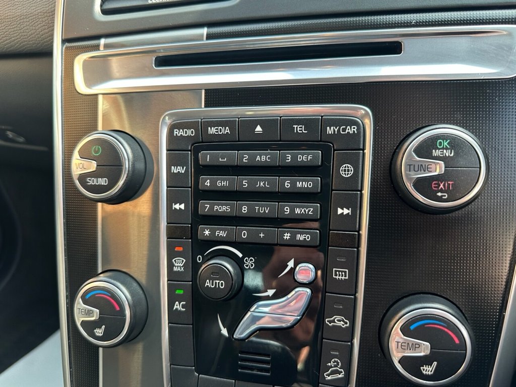 Used Volvo XC60 2017 for sale - 77959752: Photo 9