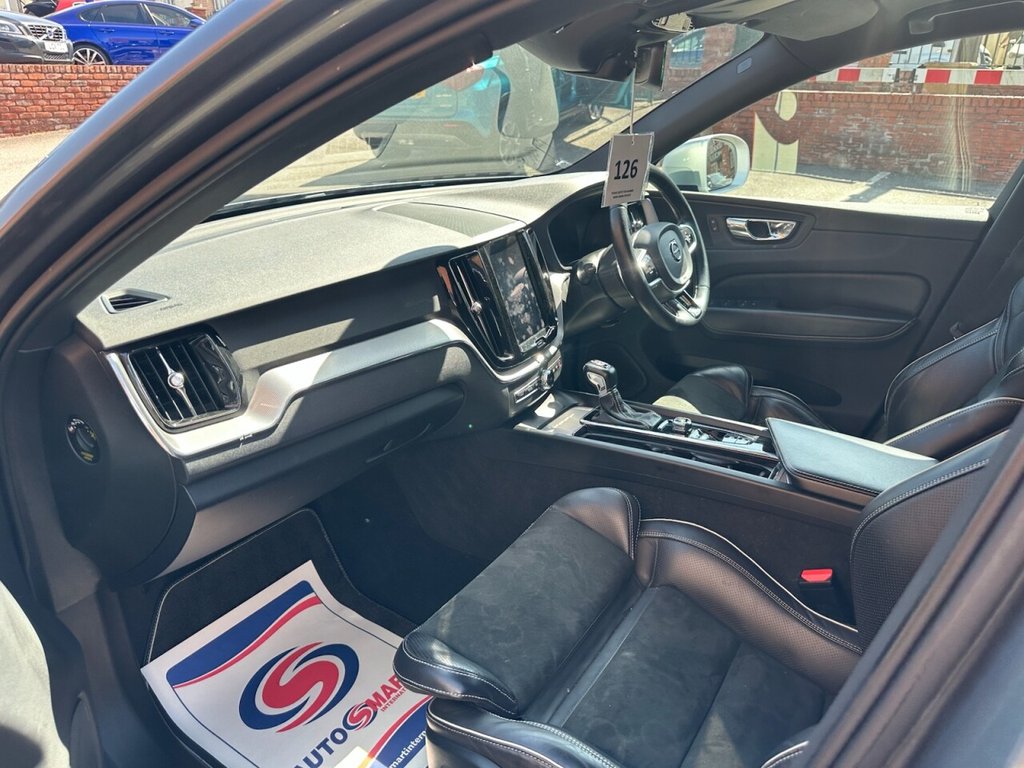 Used Volvo XC60 2018 for sale - 77307310: Photo 18